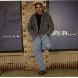 Meet your Posher, Moises